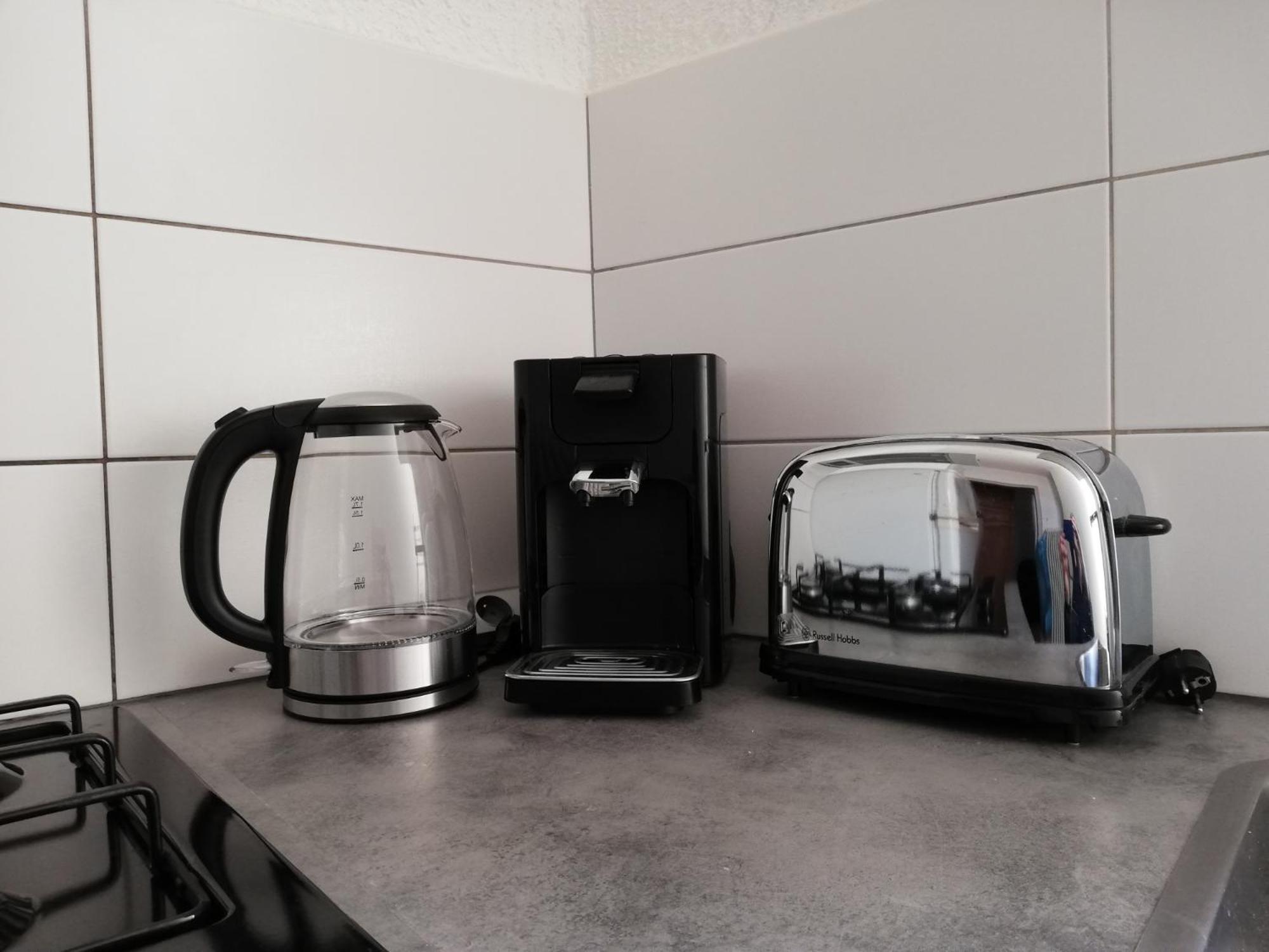 De 2 A 6 Personnes - Le Street'Art - Sarrebourg Centre - Gare A 500M - A 20 Minutes De Center Parc Et Parc Animalier Sainte-Croix - Netflix - Wifi Apartment Phòng bức ảnh